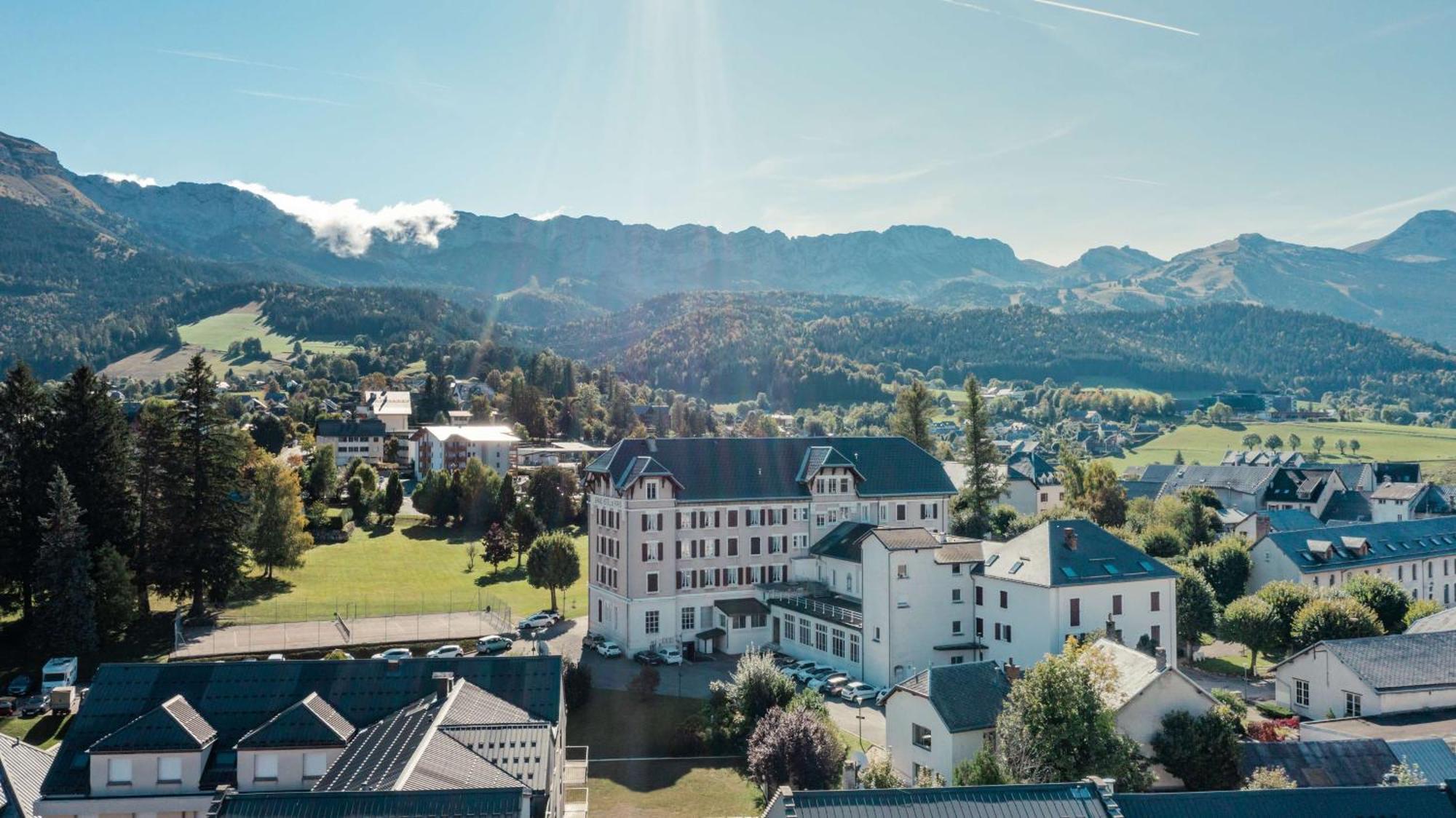 Best Western Grand Hotel De Paris & Spa Villard-de-Lans Exterior foto